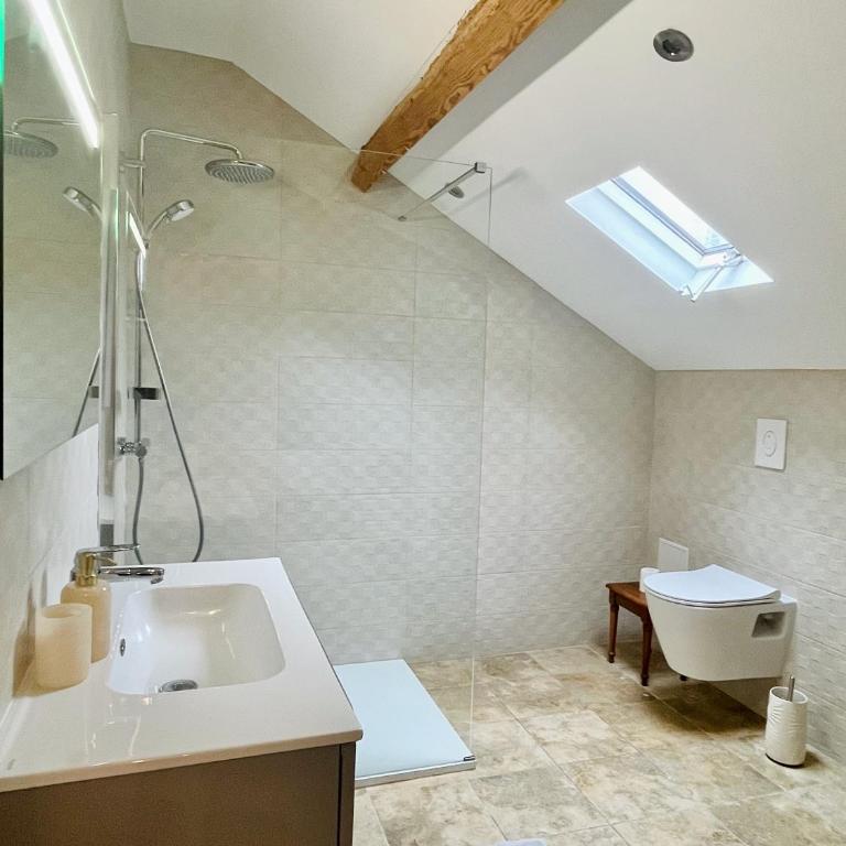 Maison Adrienne - Zimmer mit Queensize-Bett - 10