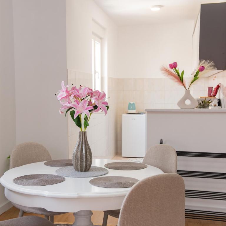 Amarilis apartment - Two-Bedroom Apartment - 8