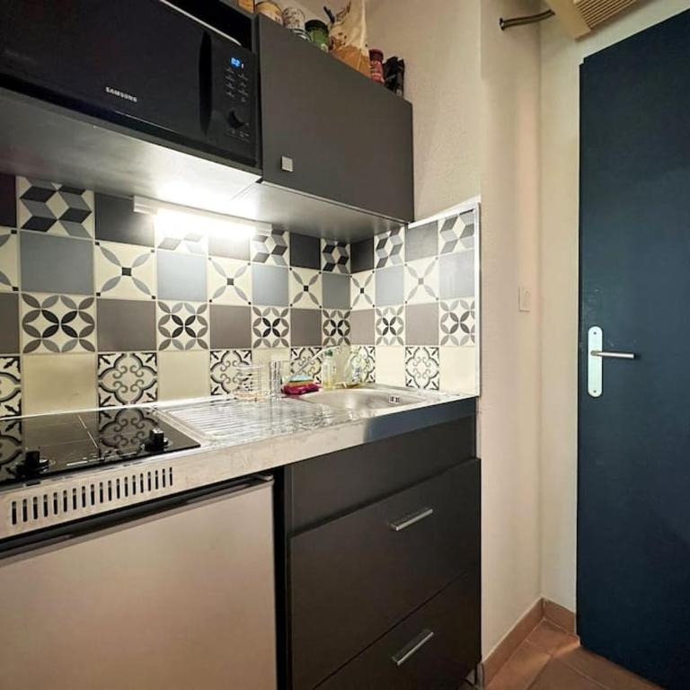Studio appart'hôtel meublé et climatisé - One-Bedroom Apartment - 8