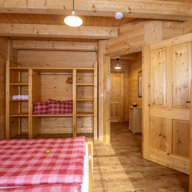 Charmante Berghuette - Maison de Vacances 9 Chambres - 35