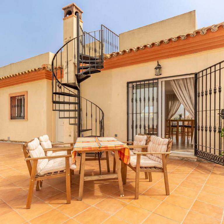Amazing Home In Benalmádena - Casa Vacacional de 3 dormitorios - 6