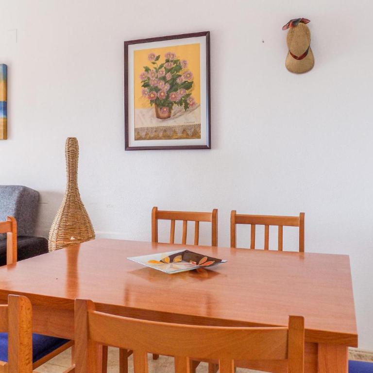 2 Bedroom Lovely Apartment In Oropesa Del Mar - Apartamento de 2 dormitorios - 4