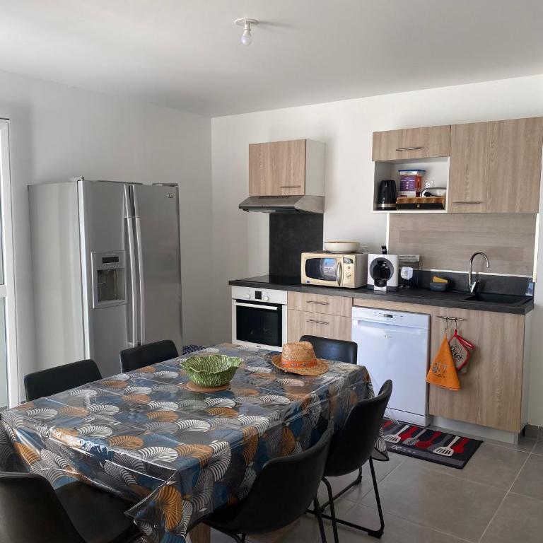 Duplex T4 Climatisé avec Terrasse, Parking et Plage à Proximité - Port Leucate, 8 Pers. - FR-1-798-1 - Appartement - 13