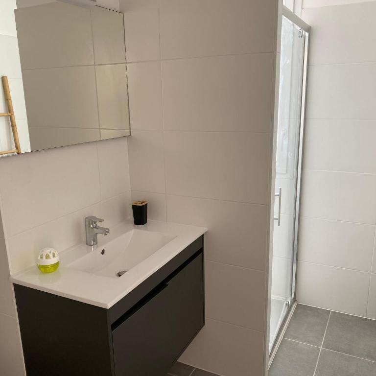 Duplex T4 Climatisé avec Terrasse, Parking et Plage à Proximité - Port Leucate, 8 Pers. - FR-1-798-1 - Appartement - 15