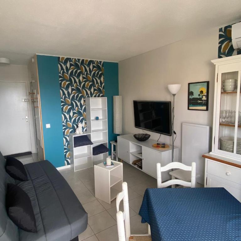 Port Leucate: T2 Alcove Climatisé, 6 Pers, Parking, Animaux bienvenus - FR-1-798-11 - Appartement - 4