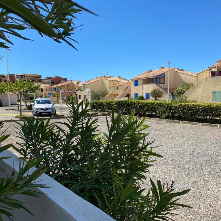 Charmant T3 de plain pied, 4/5 pers, proche plage, parking privé, animaux OK - FR-1-798-17 - Appartamento - 4