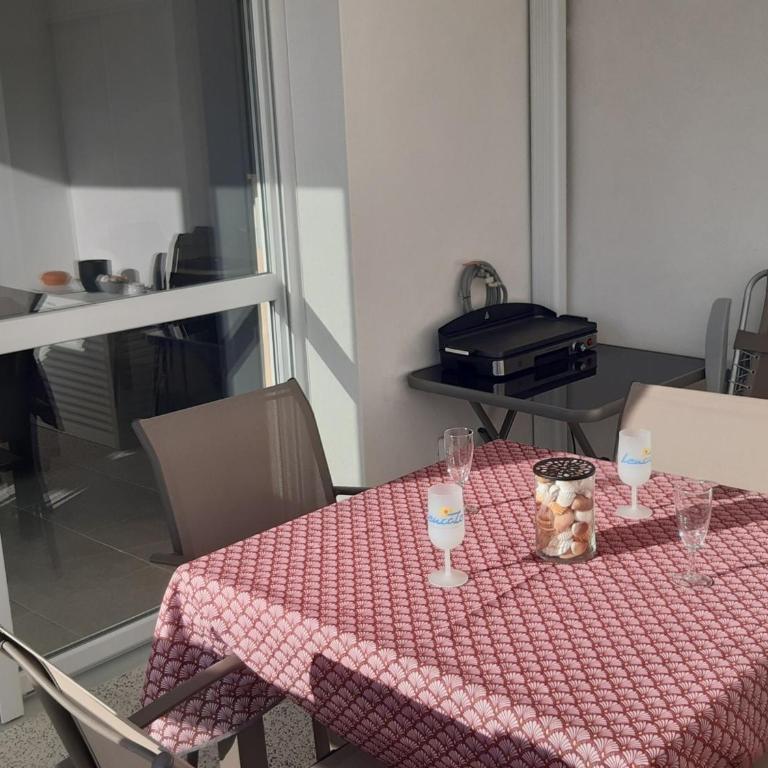 Superbe T2 climatisé avec parking, 4 pers, proche plage - FR-1-798-23 - Apartamento - 10