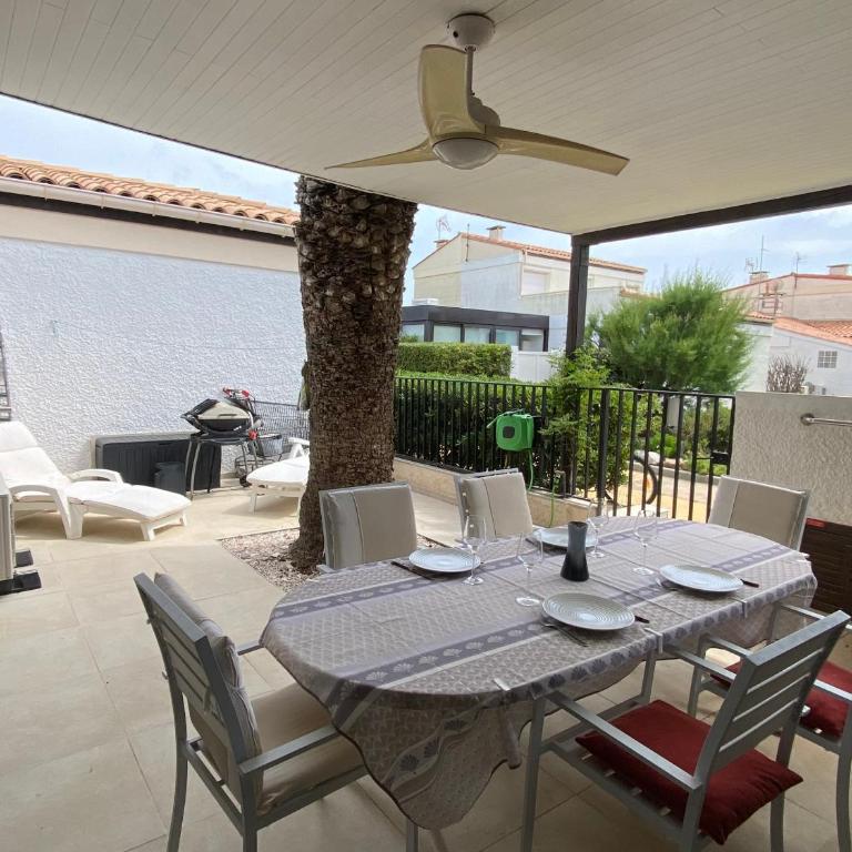 Villa T3 Climatisée à Port Leucate, 6 Pers, Proche Mer avec Parking Sécurisé - FR-1-798-33 - Villa - 2