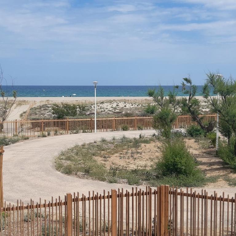 Beau Studio Cabine 4 Pers, 1er Étage, Vue Mer, Parking Port Leucate - FR-1-798-35 - Estudio - 3