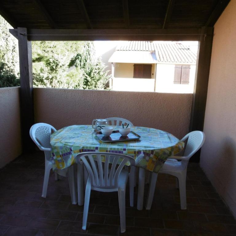 T2 Mezzanine Rénové à Port Leucate - Plage/Port à Pied, Parking Privé, Animaux Bienvenus - FR-1-798-26 - Appartement - 1