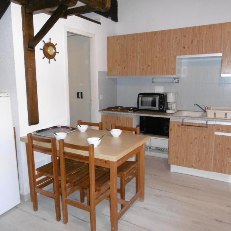 T2 Mezzanine Rénové à Port Leucate - Plage/Port à Pied, Parking Privé, Animaux Bienvenus - FR-1-798-26 - Appartement - 4