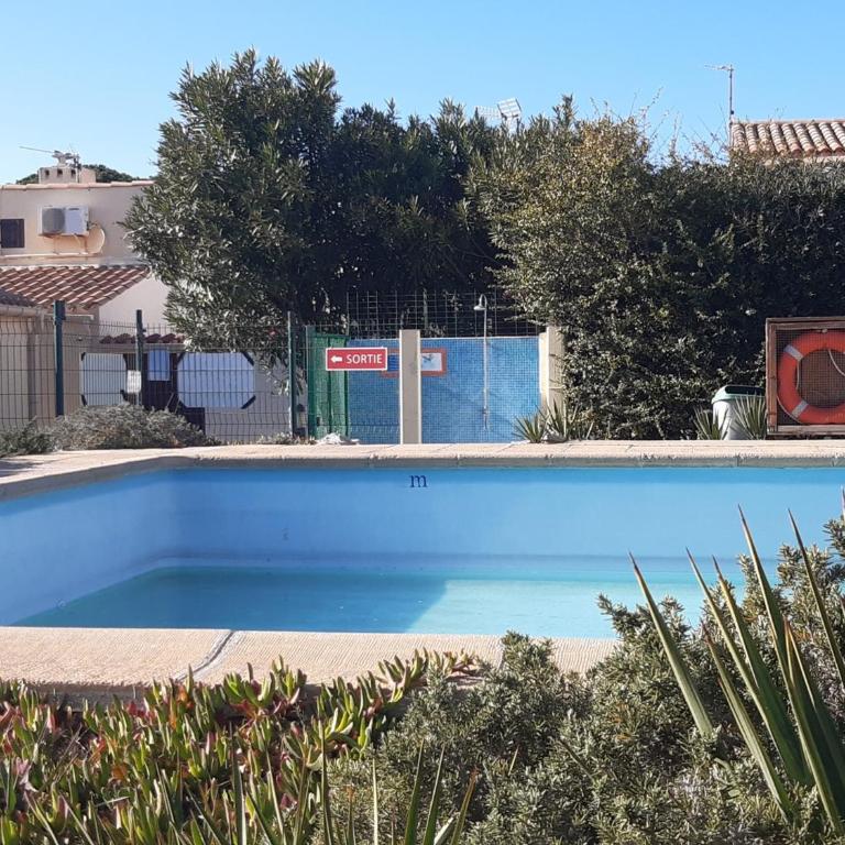 Charmante Villa T3 Mezzanine Climatisée avec Piscine et Parking Privé - 6 Pers., Port Leucate - FR-1-798-41 - Villa - 11