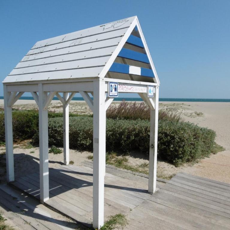 Port Leucate: Charmante Villa 4 Pers. Proche Lac, Terrasse, Parking, Animaux Acceptés - FR-1-798-49 - Villa - 8