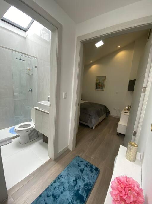 Modern Cozy Suite Cuenca - One-Bedroom Apartment - 16