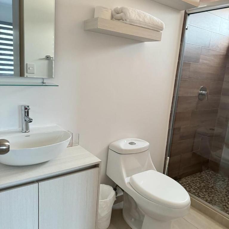 Almarena Paradise - Two-Bedroom Apartment - 18