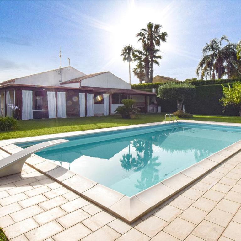 Villa Lucrezia - Casa Vacanze con 4 Camere da Letto - 1