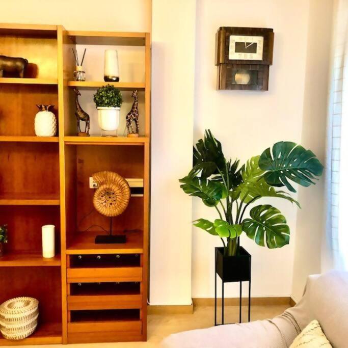 NUEVO! Con piscina a 2 minutos estación tren AVE. - Apartamento de 3 dormitorios - 5
