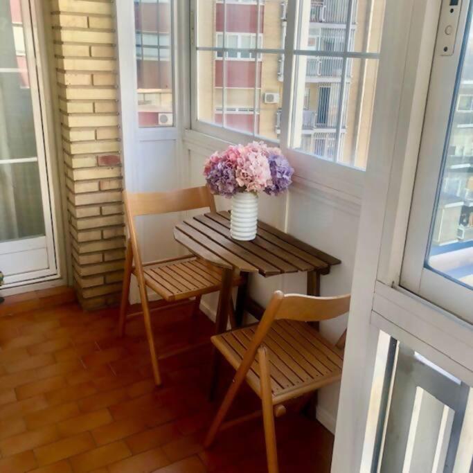 NUEVO! Con piscina a 2 minutos estación tren AVE. - Apartamento de 3 dormitorios - 37