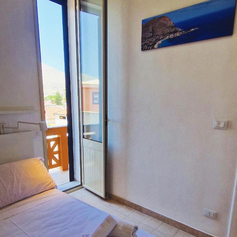 apartment by the sea Mondello beach - Appartamento con 2 Camere da Letto - 2