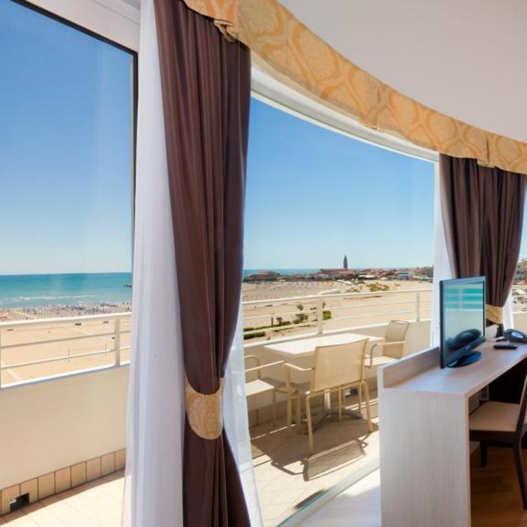 Park Hotel Pineta Boutique Hotel - Suite Deluxe con Vista Mare - 3