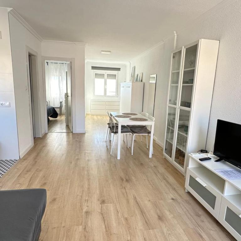 Bungalow jacuzzi privado y vistas Gran Alacant- Aledama Homes - Two-Bedroom Apartment - 5