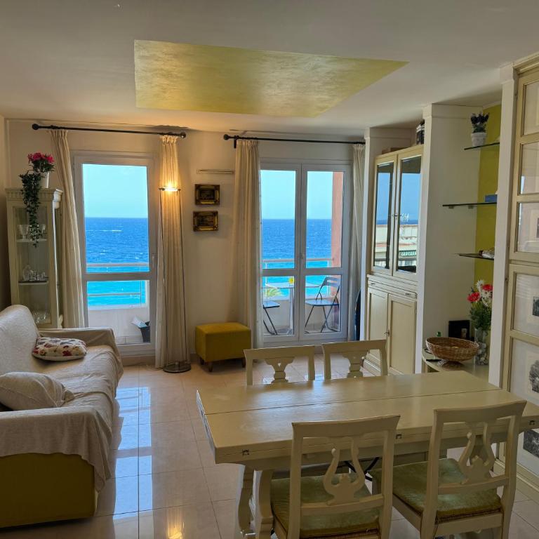 VUE mer 02 chambres 45M et parking gratuit - Appartement 1 Chambre - 3