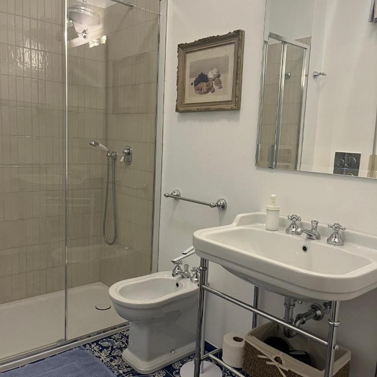 Residenza Corsocangrande25 - Appartamento con 2 Camere da Letto e Balcone - 19