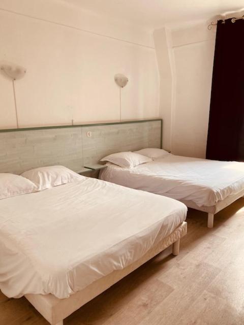 Hôtel De Normandie - Chambre Quadruple Classique - 1