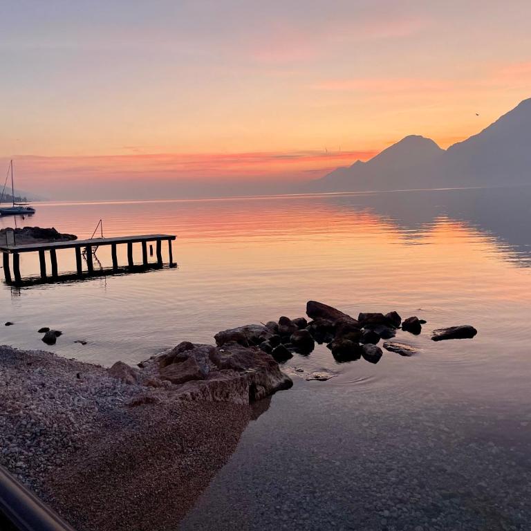 Live la Dolce Vita! Your Lake Garda deluxe getaway - Appartamento con 2 Camere da Letto - 40
