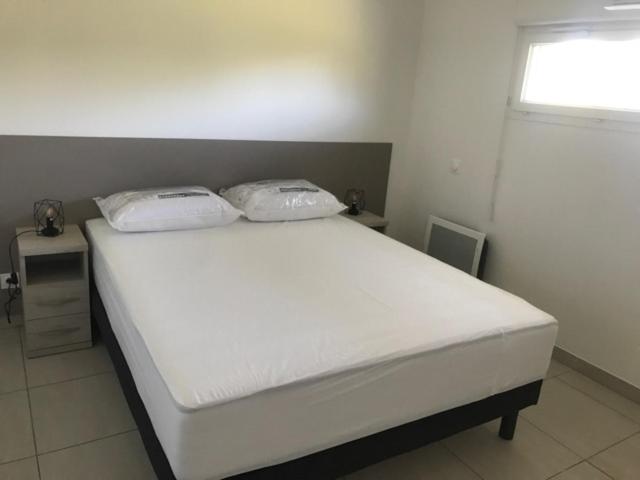 AGENCE JF IMMO - Apt 4 pers climatisation piscine et parking 300 m plages V0775 - Appartement 1 Chambre - 19