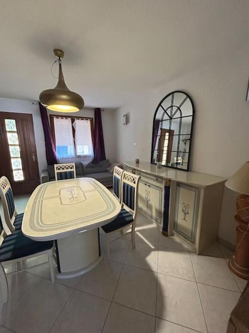 Le Pechiney Appart Camargue - Three-Bedroom Apartment - 9