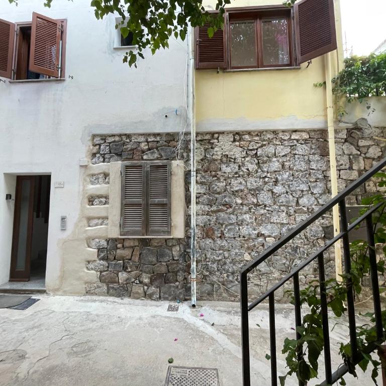 Casa Arborea - Appartamento con 4 Camere da Letto e Balcone - 42