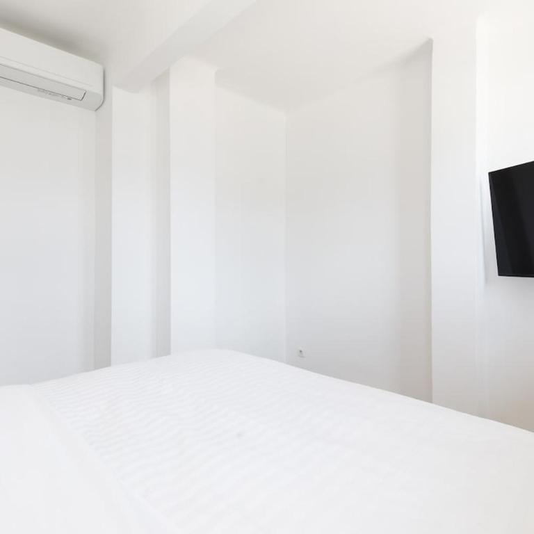 Carlton area lux 2 beds 2 baths - Apartment - 18