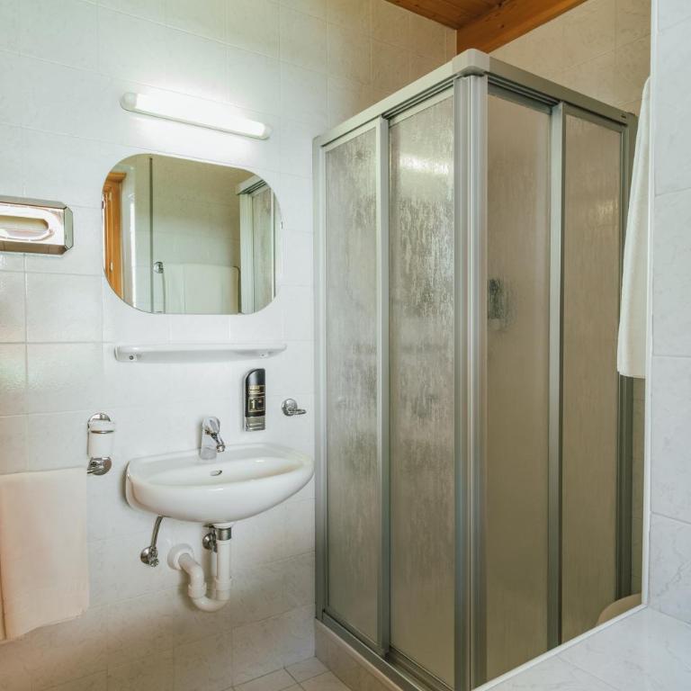 Hotel Residence Griesfeld - Camera Tripla Superior - 2