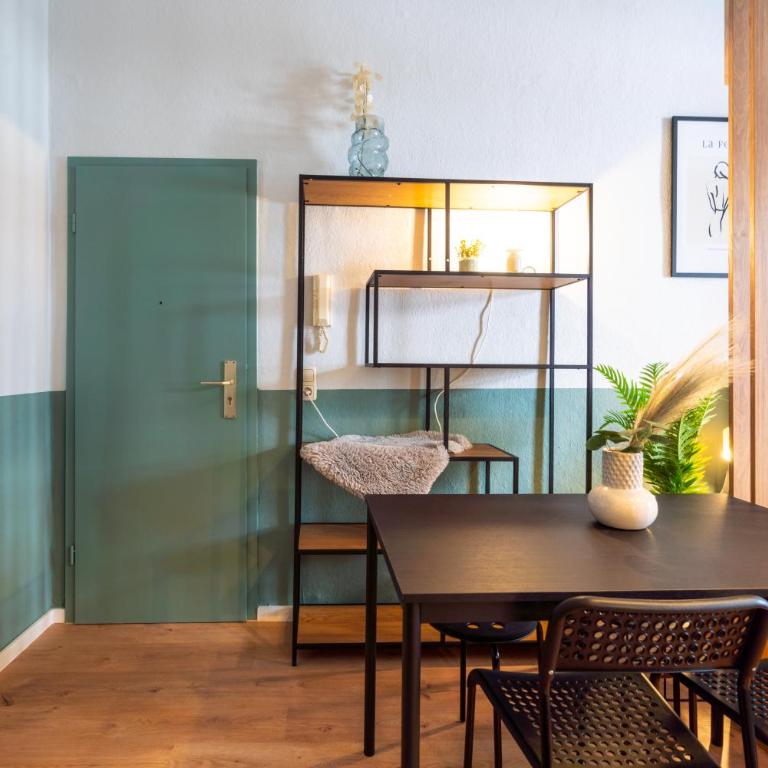 Stayando City Center Retreat mitten in Augsburg - Deluxe Apartment - 12
