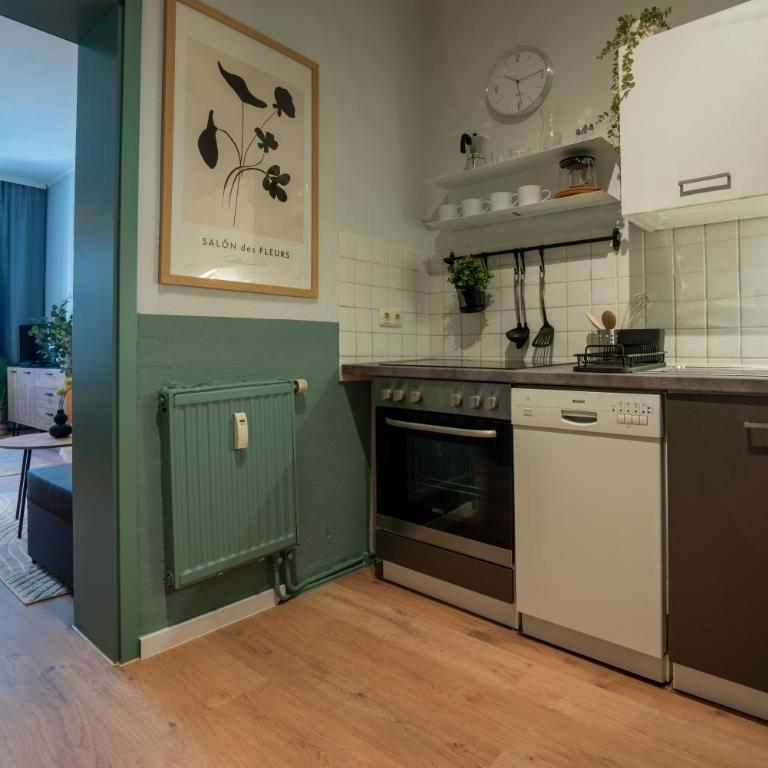 Stayando City Center Retreat mitten in Augsburg - Deluxe Apartment - 15