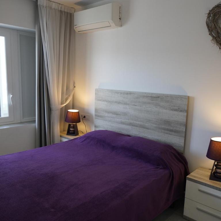 Apartamento en centro de la ciudad frente al mar - Two-Bedroom Apartment with Balcony and Sea View - 19