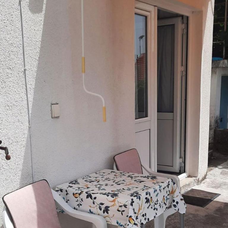 Solstice Retreat - Double Room with Garden View - 3