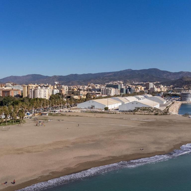 4 Bedroom Cozy Apartment In Málaga - Apartamento con 4 dormitorios - 19