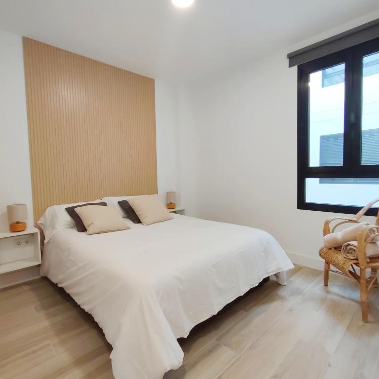 Luxury Apartments Las Canteras - One-Bedroom Apartment - Sea Side - 9
