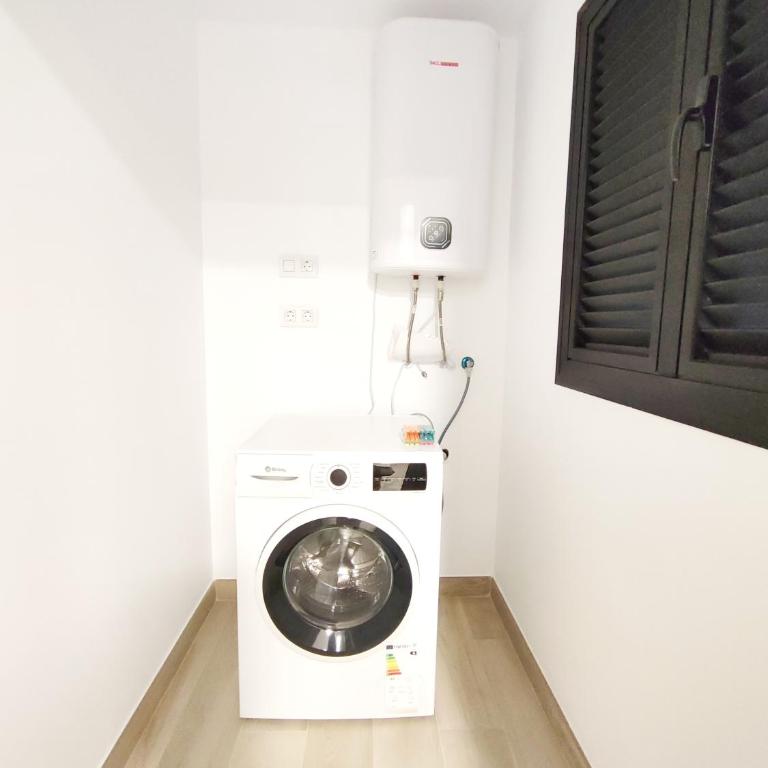 Luxury Apartments Las Canteras - One-Bedroom Apartment - Sea Side - 7