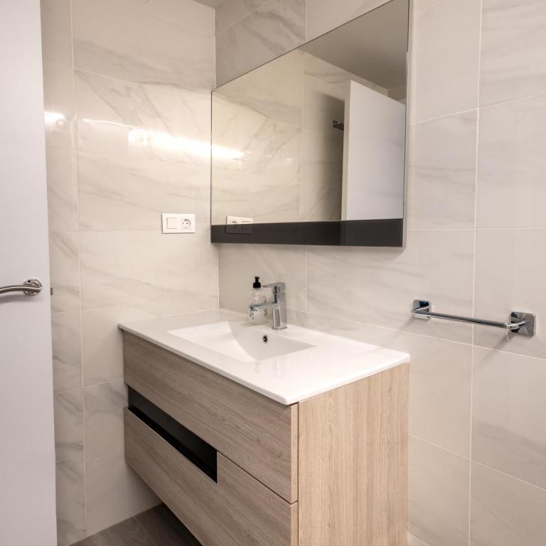 PREMIUM MALAGUETA SUITE - Apartamento de 1 dormitorio - 10