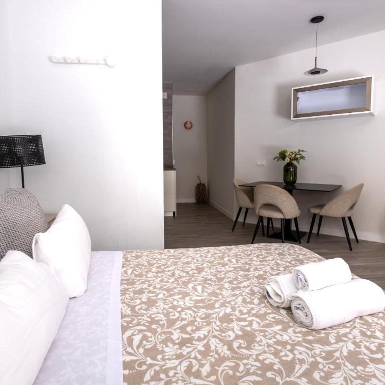 PREMIUM MALAGUETA SUITE - Apartamento de 1 dormitorio - 13