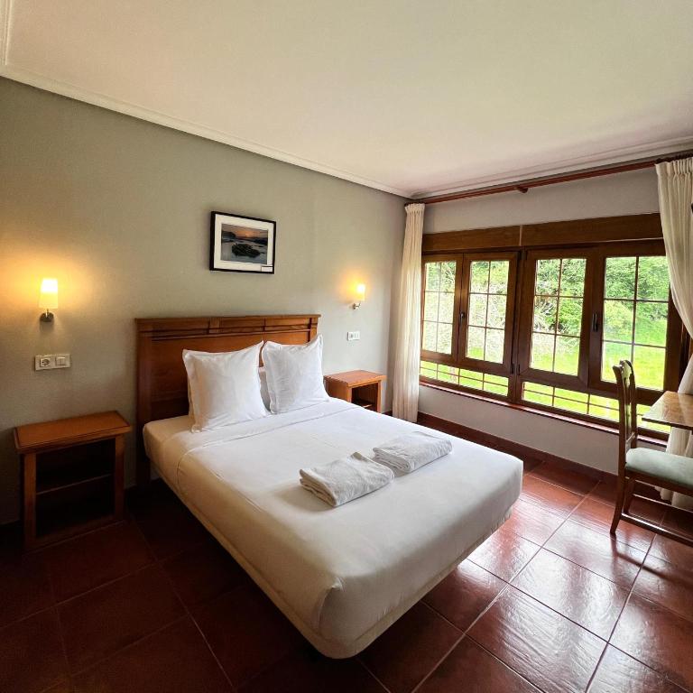 Hotel Pugide - Double Room - 3