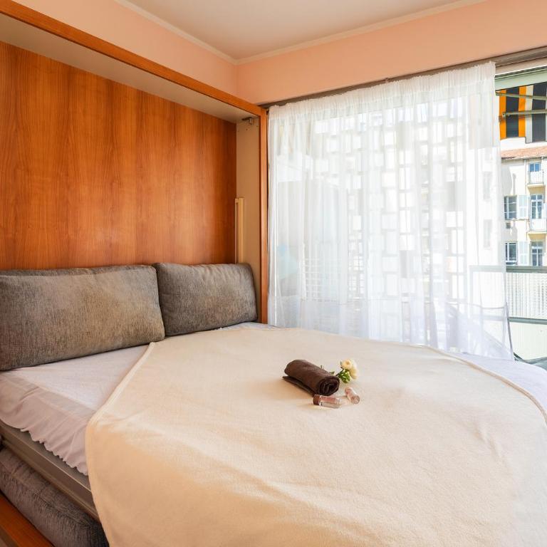 Royal Luxembourg AP4397 By Riviera Holiday Homes - Studio - 15