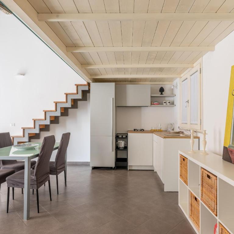 MetaM Apartment in the City Center by Wonderful Italy - Appartamento su 2 Livelli - 8