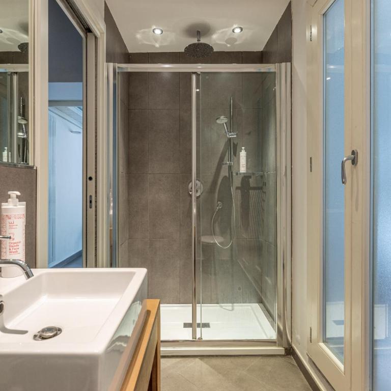 MetaM Apartment in the City Center by Wonderful Italy - Appartamento su 2 Livelli - 13