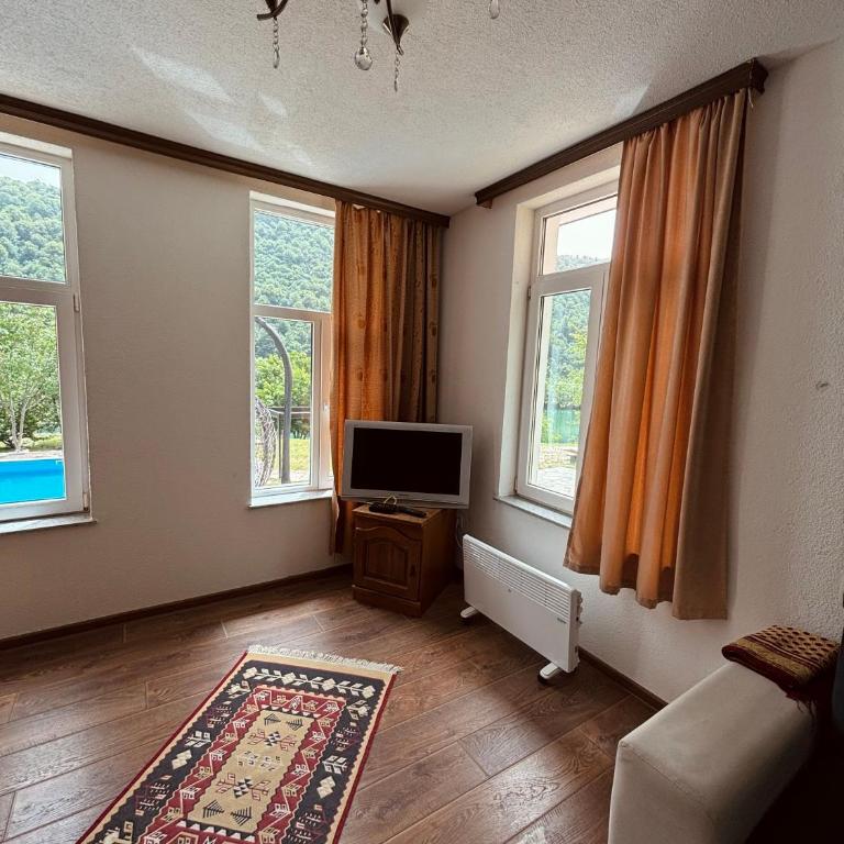 Lovely Apartment Near River Una / Fatima 1 - Apartman sa 3 Spavaće Sobe - 3