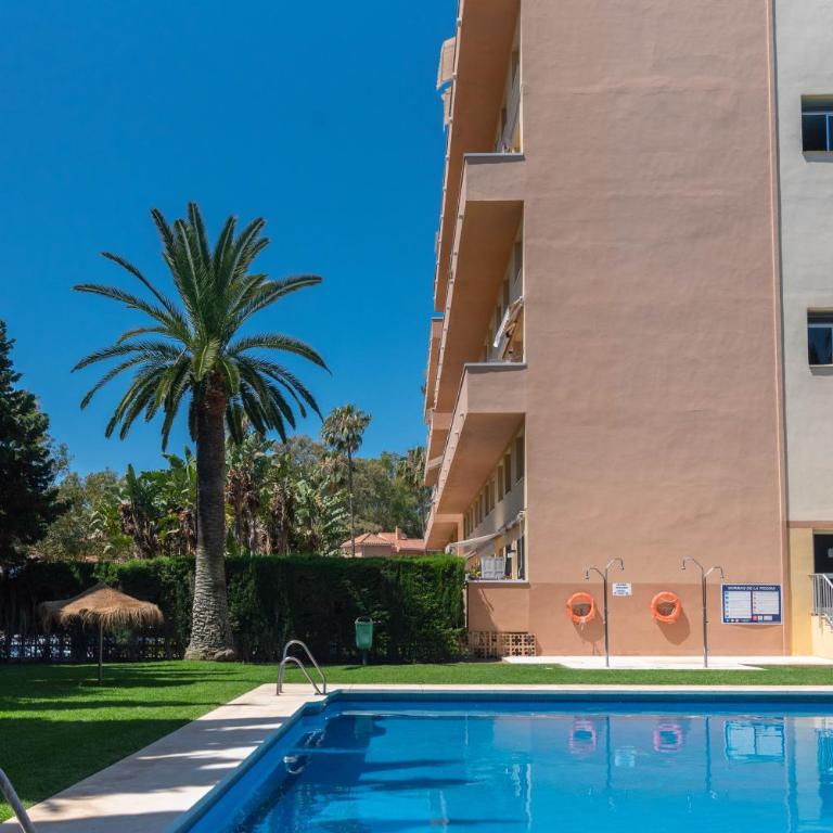 Cabopino Duplex, Swimming Pool, Beach 5min away, Chill out terrace and High-speed WiFi - Apartamento de 1 dormitorio - 2