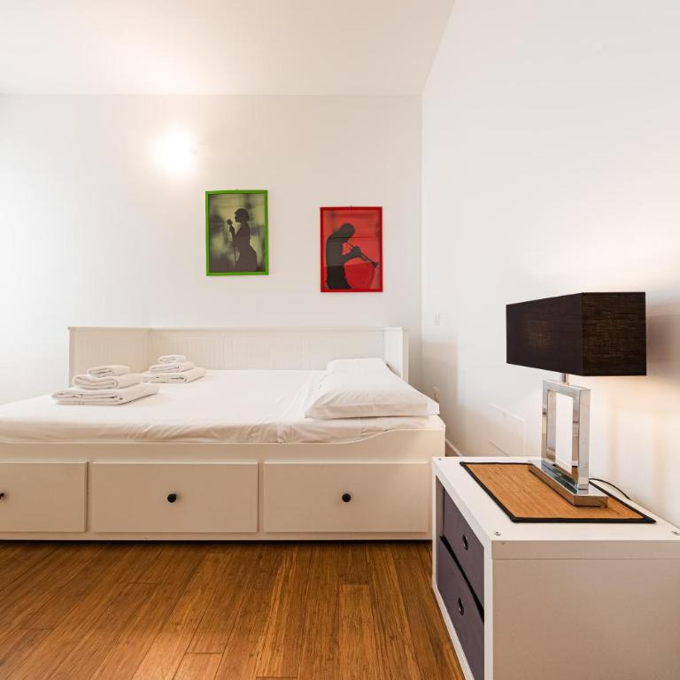 Nettuno Apartment - Private Garden in Bologna Center - Appartamento con 2 Camere da Letto - 31